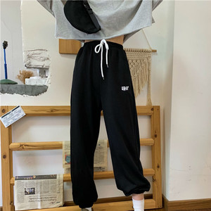 バックプリントショート丈トップスとスウェットパンツのセットコーデ 韓国レディースファッション通販 Keatc ケット シー