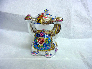 安産のお守り！上向きジュエリー招き猫（シルバー）