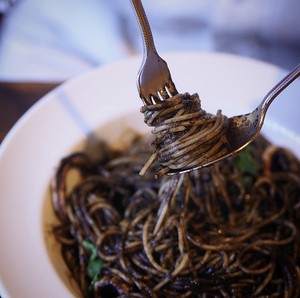 冷凍 イカスミパスタソース Porcini