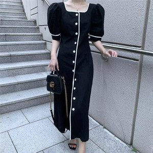 レトロフロントボタンワンピース 756 Mesty