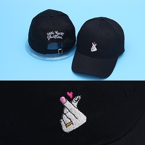 送料無料 New かわいい 指ハート キャップ オルチャン コリアスタイル カーブ 帽子 Cap ダンス衣装 メンズ レディースアパレル通販 派手 個性的 Hiphop ヒップホップ 原宿系 男女兼用 韓国ファッション K Pop おるちゃん 16春夏 フリーサイズ Cap 送料無料 New かわいい 指ハート キャップ オルチャン コリアスタイル カーブ 帽子 Cap ダンス衣装 メンズ レディースアパレル通販 派手 個性的 Hiphop ヒップホップ 原宿系 男女兼用 韓国ファッション K Pop おるちゃん 16春夏 フリーサイズ Cap