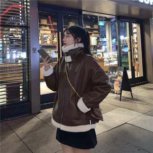 送料無料 レザー ジャケット もこもこアウター ボアブルゾン かわいい おしゃれ 韓国 ファッション ジャケット ブルゾン アウター コート レディース コーデ ショート丈 ボア レザー スタンドカラ オーバーサイズ ゆったり もこもこ ジッパー 襟付き 長袖 ポケット