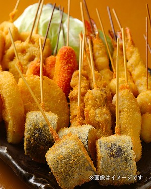 お店の味を完全再現!串カツ40本+ 綿実油付き ソース+ソース缶 二度漬け禁止串カツパーティセット キャンペーン価格 ¥4,980(税抜) お店の味を完全再現!串カツ40本+ 綿実油付き ソース+ソース缶 二度漬け禁止串カツパーティセット キャンペーン価格 ¥4,980(税抜)