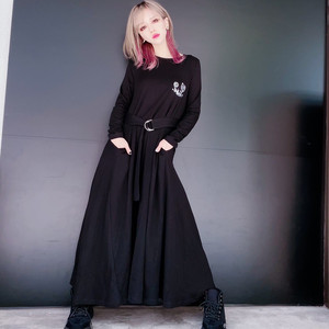 ベルト付きロングワンピース Black Nier