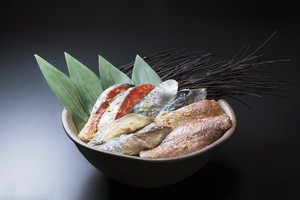美喜仁8種の漬け魚セット 美喜仁8種の漬け魚セット