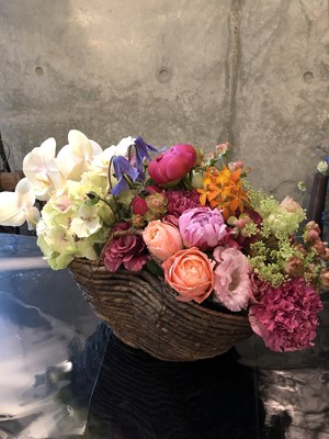 季節の花籠