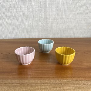 有田焼 菊型ミニ小鉢 有田焼 菊型ミニ小鉢