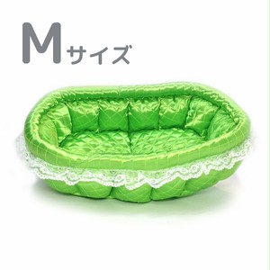 ふーじこちゃんママ手作り　ぽんぽんベッド　（サテン・グリーン）　Mサイズ