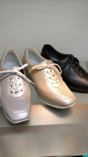 ヨシノヤ 大和靴店 N Shop