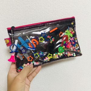 おもちゃいっぱいスケルトンポーチ(クロ×ピンクのラッパ)