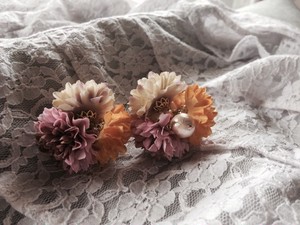 ミックスフラワー ボリュームピアス