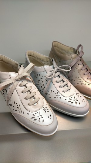 ヨシノヤ 大和靴店 N Shop