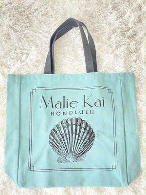 Malie Kai Chocolates Honolulu 秋冬新作 ファーマーズマーケット トートバッグ ブルー ブラック ハワイ限定 ハワイ直輸入 ハワイ ホノルル ワイキキ Hawaii エコバッグ ロゴ ロゴグッズ 海外輸入 カジュアル バッグ マリエカイチョコレート