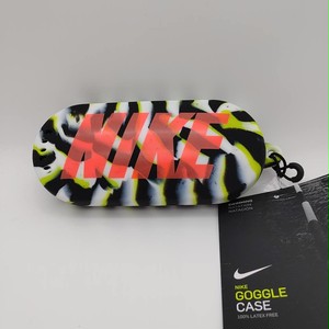 Nike ナイキ スイミング ゴーグルケース シリコン 水泳 プール Nessb171 Freak スポーツウェア通販 海外ブランド 日本国内未入荷 海外直輸入