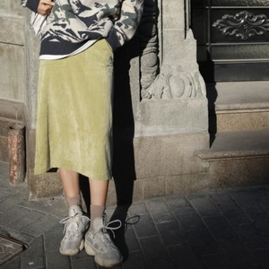 コーデュロイバックスリットスカート 2color Porter Bonheur