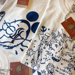 LEFT HAND & BENT BACK Nickey T-SHIRTS LEFT HAND & BENT BACK Nickey T-SHIRTS