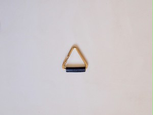 NEW//トライアングル キーリング