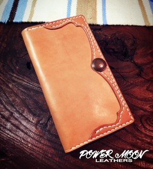 【クリスマスSALE】XperiaZ５用ブックタイプスマホカバー