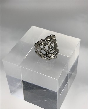 薔薇透かしリング 薔薇透かしリング