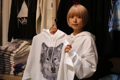 パーカーだけを集めた The Parka Store が期間限定オープン ファッション アート 音楽シーンの人気アーティストとのコラボアイテムを見逃すな Base Mag