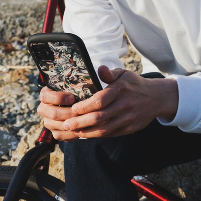 ストリートの必須アイテム 耐衝撃iphoneケース ストリートファッション スケートボード Bmx Base Mag