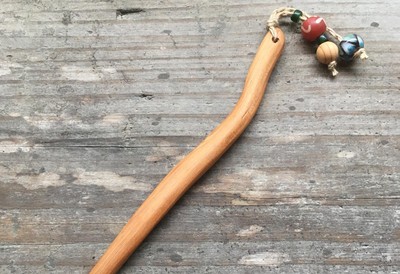 粋な女の縄文乙女かんざし Base Mag