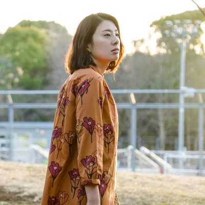 春コーデにぴったり カジュアルテーラーが作る北欧風イラストのシャツワンピース Base Mag