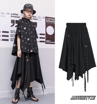 ロックテイストのワイルド系スカート Base Mag