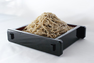 こだわりの冷凍手打ち生そば Base Mag