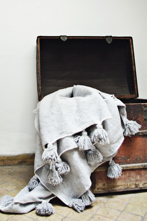POMPOM BLANKET "PLANE" small