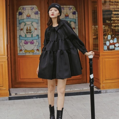 黒ワンピ 黒ワンピース ワンピース ワンピ レディース 女性用 通販 黒 長袖 ショート丈 ミニ丈 ゆったり ビックシルェット オーバーサイズ 無地 ブラック 普段着 デート デイリー 通学 学校 旅行 ママ ママファッション 定番 人気 おすすめ 大人かわいい トレンド 夏 秋 春