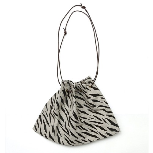 20/80(LINEN CANVAS #10 ZEBRA PATTERN DRAWSTRING BAG) 20/80(LINEN CANVAS #10 ZEBRA PATTERN DRAWSTRING BAG)