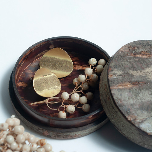 【YATSU】ROUND CASE/L 【YATSU】ROUND CASE/L