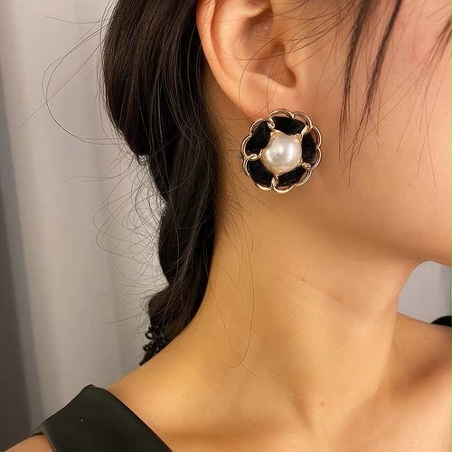 camellia pierce camellia pierce