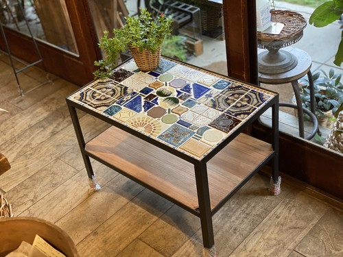 シロフォン× 55WORKS SIDE TABLE 2段 (1点もの) シロフォン× 55WORKS SIDE TABLE 2段 (1点もの)