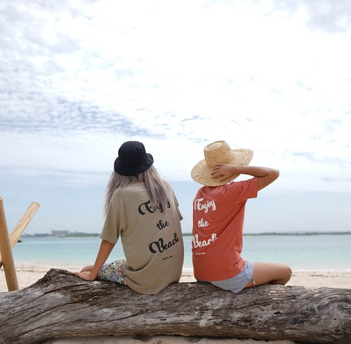 ENJOY THE BEACH HEMP TEE ENJOY THE BEACH HEMP TEE
