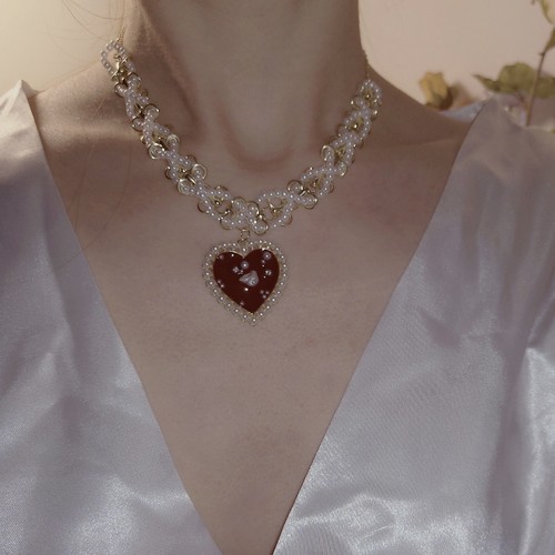 pearl heart choker pearl heart choker