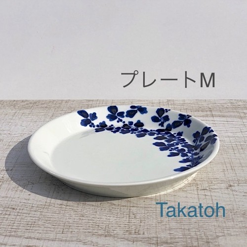 【波佐見焼】【中善】【アラベスク】【プレートM】16.3cm 植物 唐草模様 手描き 取皿 ケーキ皿 波佐見焼 おしゃれ 大人 カラフル かわいい 【波佐見焼】【中善】【アラベスク】【プレートM】16.3cm 植物 唐草模様 手描き 取皿 ケーキ皿 波佐見焼 おしゃれ 大人 カラフル かわいい