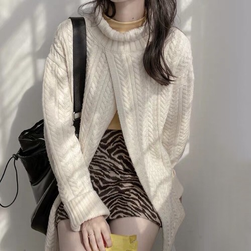 over size slit sweater 2c's over size slit sweater 2c's