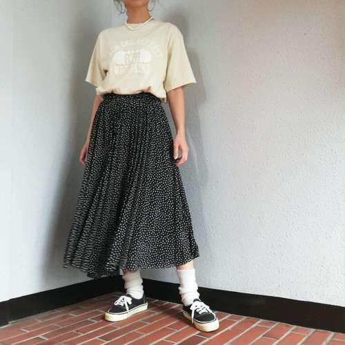 ≪再入荷≫M Y . A R O U N D (小花プリントアシメプリーツスカート) ≪再入荷≫M Y . A R O U N D (小花プリントアシメプリーツスカート)
