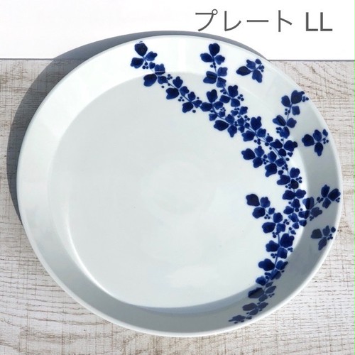 【波佐見焼】【中善窯】【アラベスク】【プレートLL】27cm 唐草 ディナープレート 9寸 波佐見焼 おしゃれ 大人 手描き かわいい 【波佐見焼】【中善窯】【アラベスク】【プレートLL】27cm 唐草 ディナープレート 9寸 波佐見焼 おしゃれ 大人 手描き かわいい