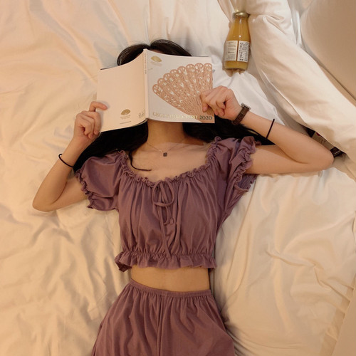 simple room wear 2c's simple room wear 2c's