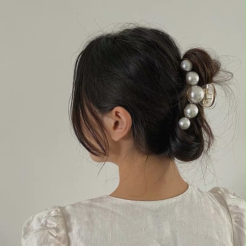 clear pearl clip clear pearl clip