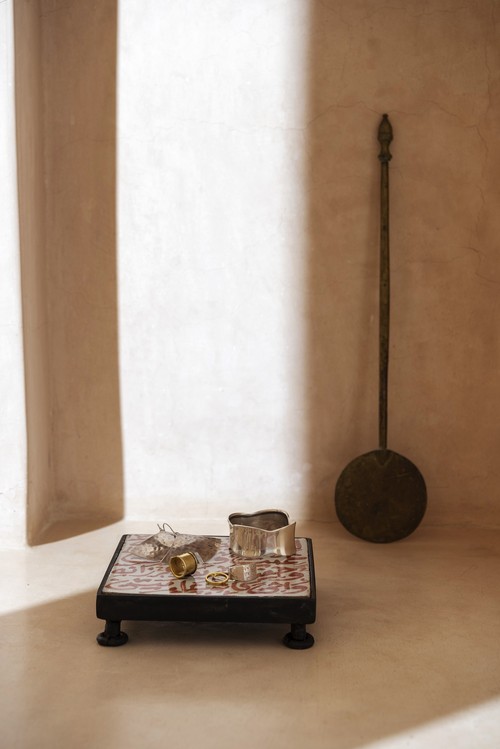 moroccan tile stand