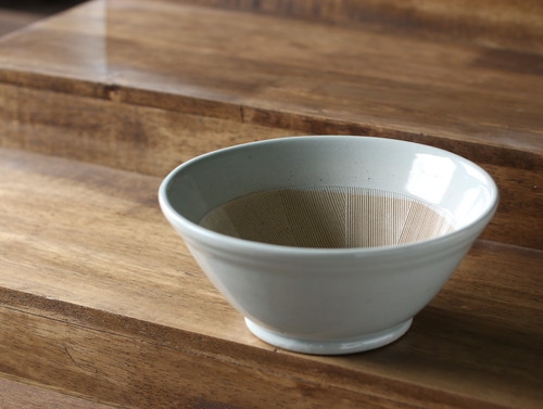 6号　青白釉　冨本大輔