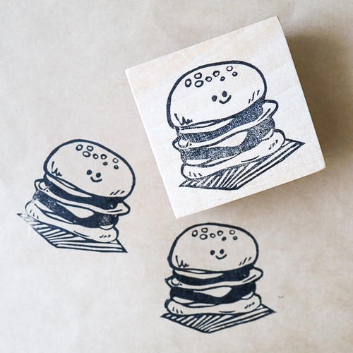 〈はんこ〉肉厚なハンバーガーちゃん 5㎝×5㎝ 〈はんこ〉肉厚なハンバーガーちゃん 5㎝×5㎝