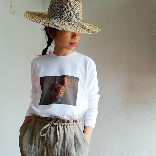 MEYAME (FLOWER PHOTO LONG SLEEVE TEE) MEYAME (FLOWER PHOTO LONG SLEEVE TEE)