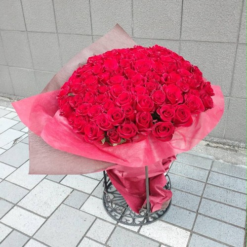 赤バラ100本の花束 50 60cm Flower Shop 花てまり