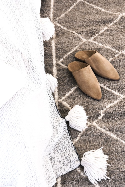 POMPOM BLANKET "ZIGZAG" small
