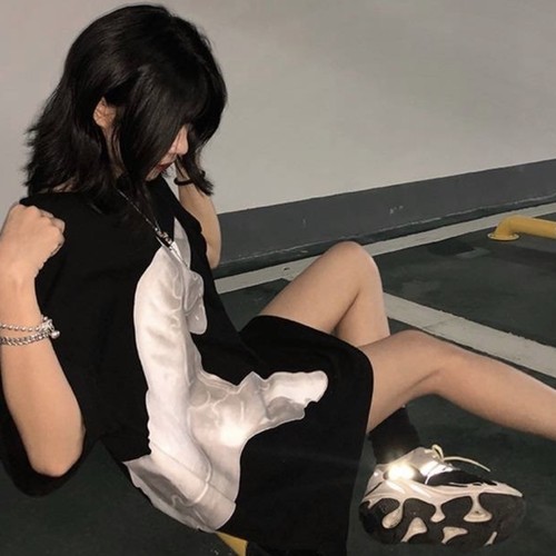 シックユニコーンビッグTシャツ A157 シックユニコーンビッグTシャツ A157